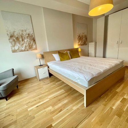 Boutique Apartments - Old Town 120M2 - Private Underground Parking - Вроцлав Экстерьер фото