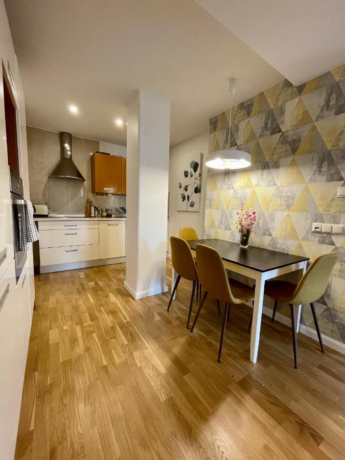 Boutique Apartments - Old Town 120M2 - Private Underground Parking - Вроцлав Экстерьер фото